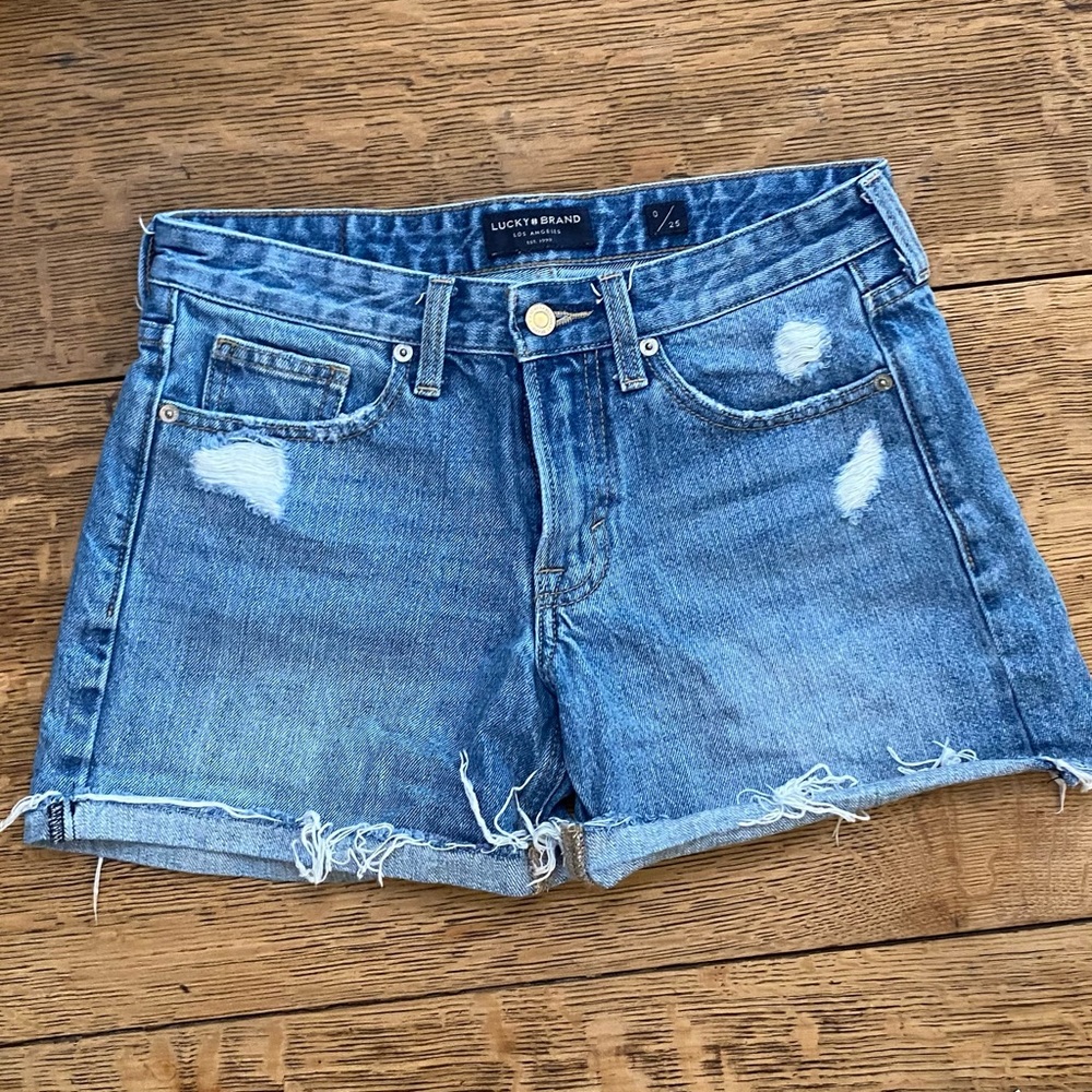 Lucky Brand boyfriend shorts- size 0/25
